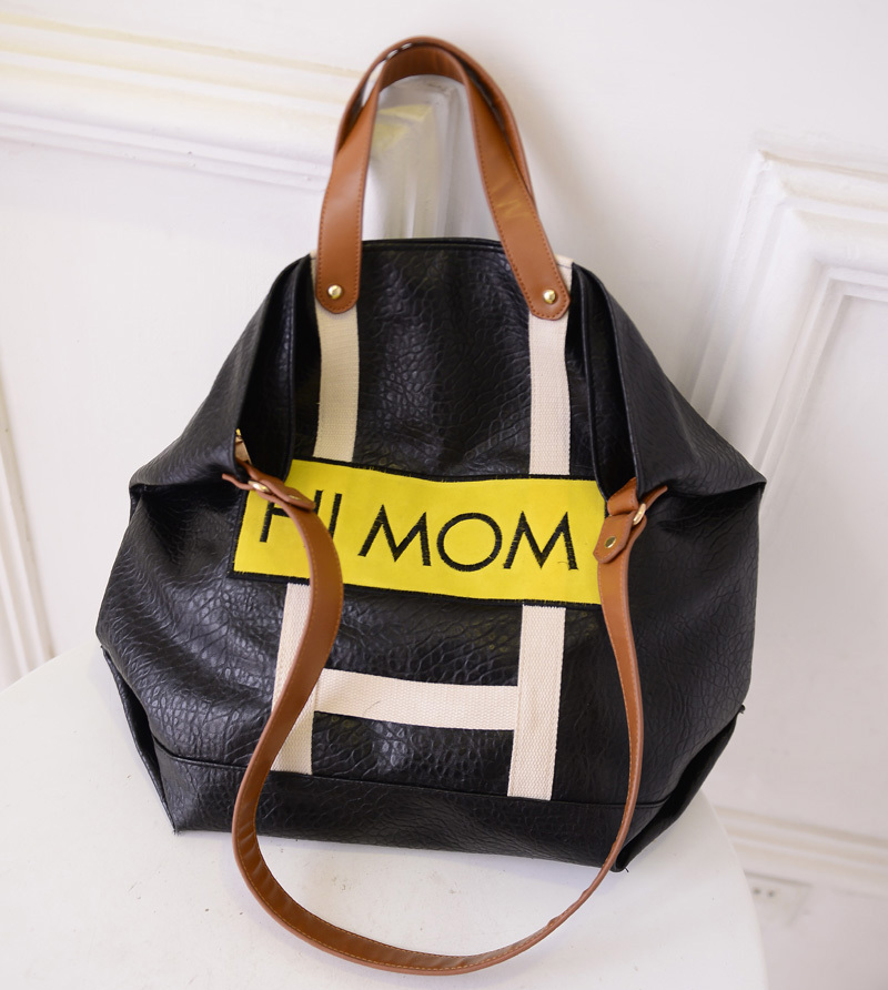 10 Elegant Gift Ideas To Impress Your Mom On This Mother S Day Mytokri Mothers Day Handbags Gifts