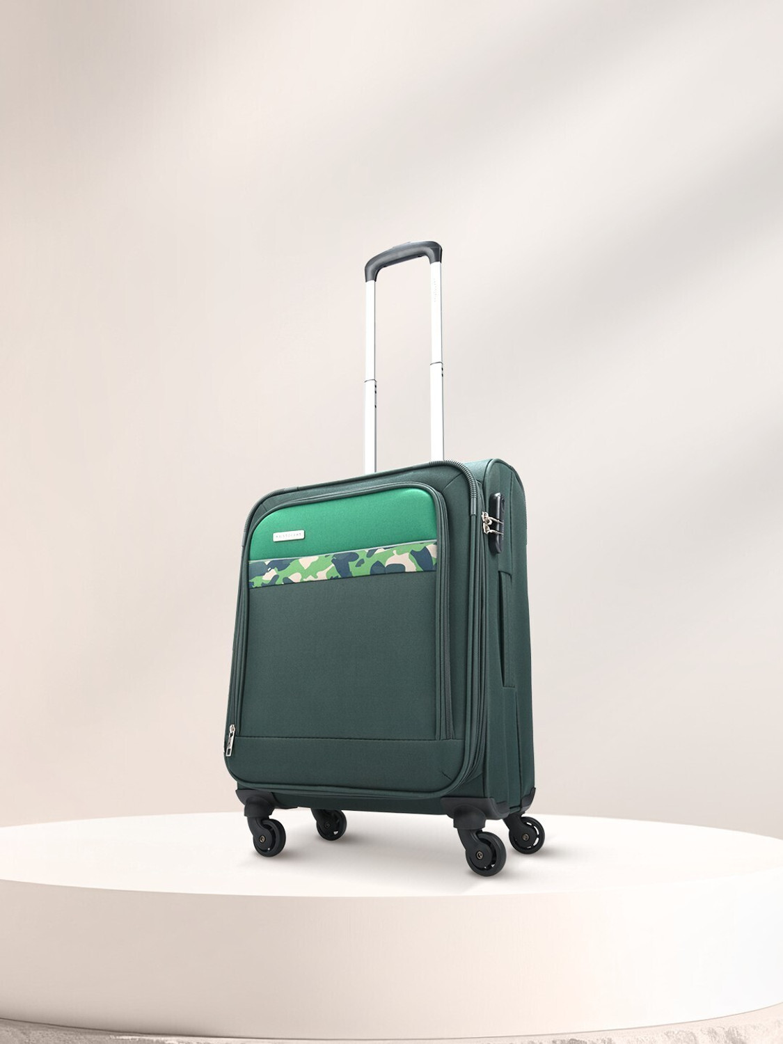 ARISTOCRAT Small Cabin Suitcase (55 cm) 4 Wheels