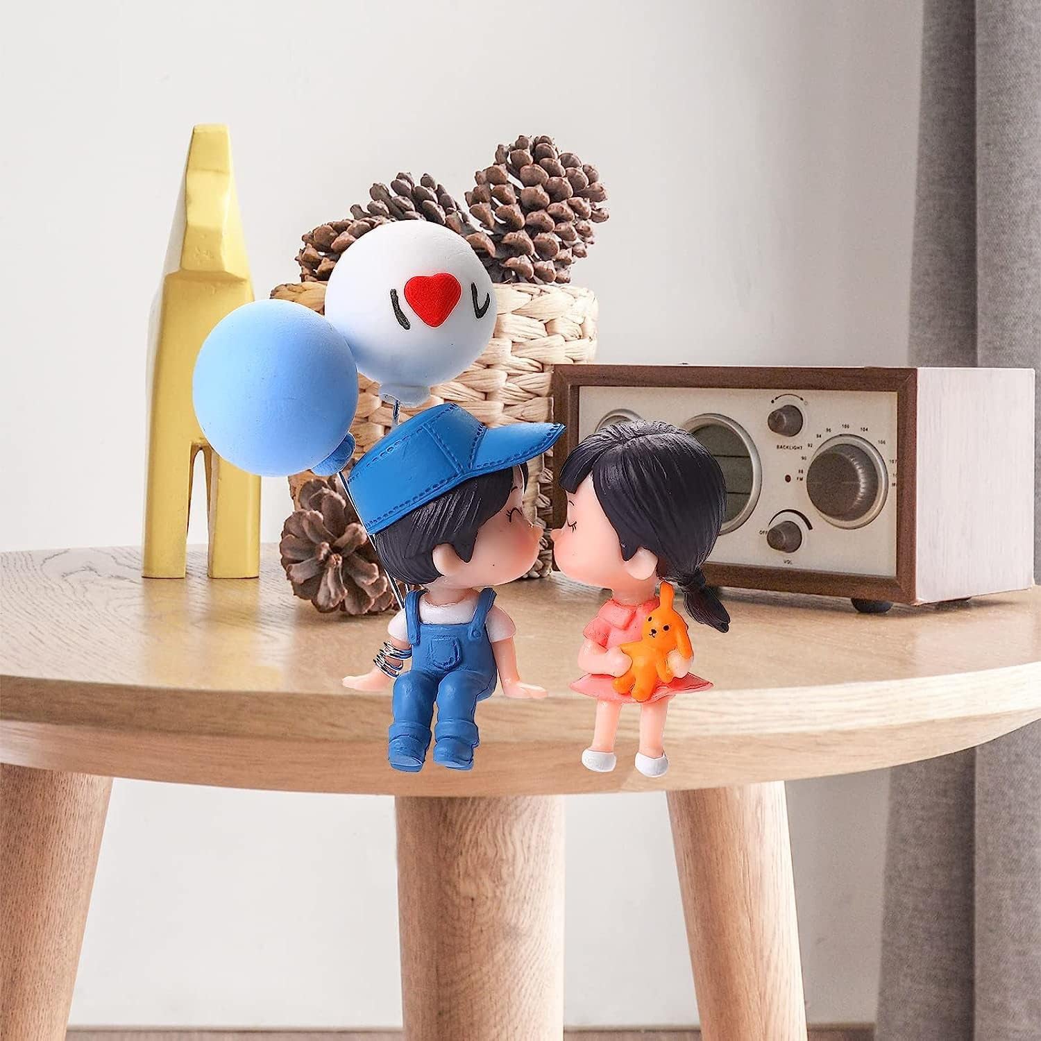 Cute Couple Car Dashboard Figurine - Romantic Mini Showpiece for Car & Home