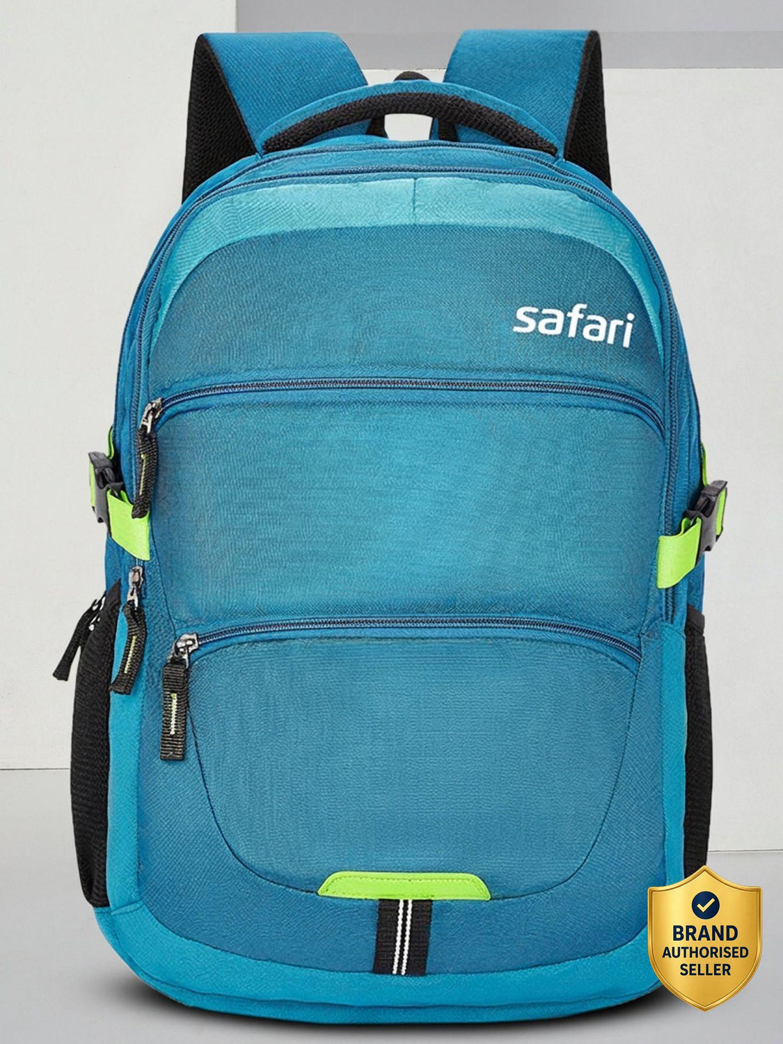 Safari, aristocrats and others bag at 84%discount
