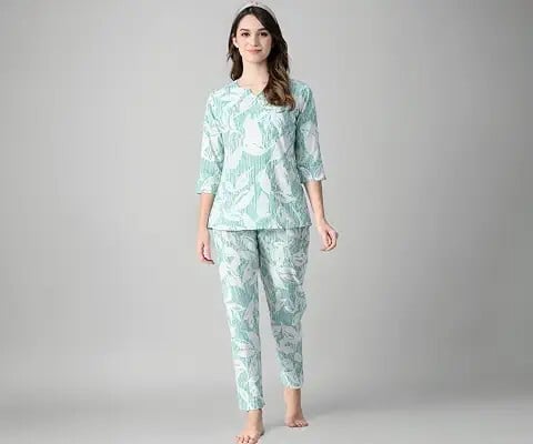 Upto 83% off on Ichaa Women Night Suit Set