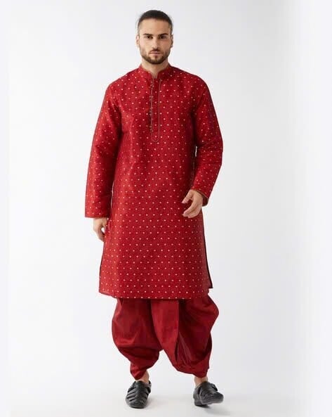 Up to 89% Off On Vastramay Ethnic Clothing